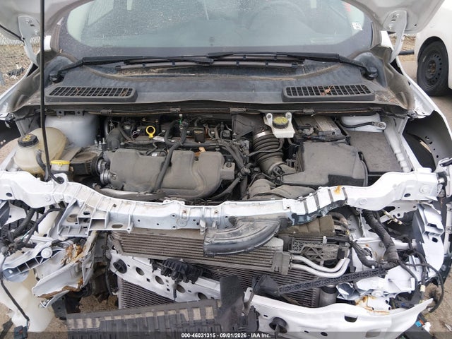 1FMCU9G94HUE38143 Ford ESCAPE SE