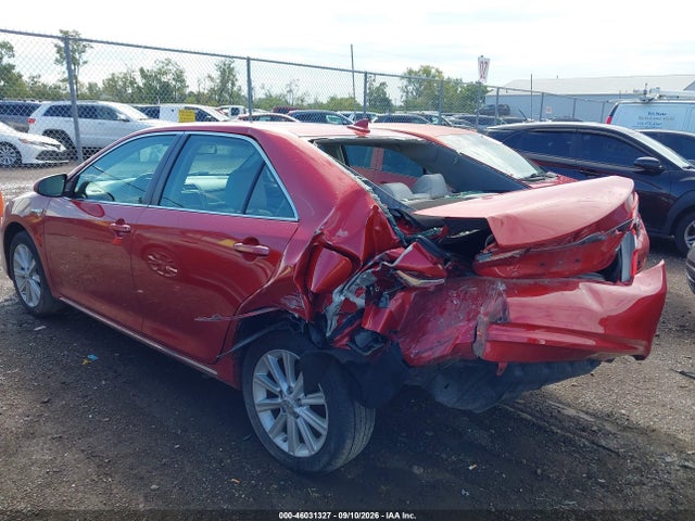46031327 :رقم المزاد ، 4T1BD1FK9CU045636 vin ، 2012 Toyota Camry Hybrid Xle مزاد بيع