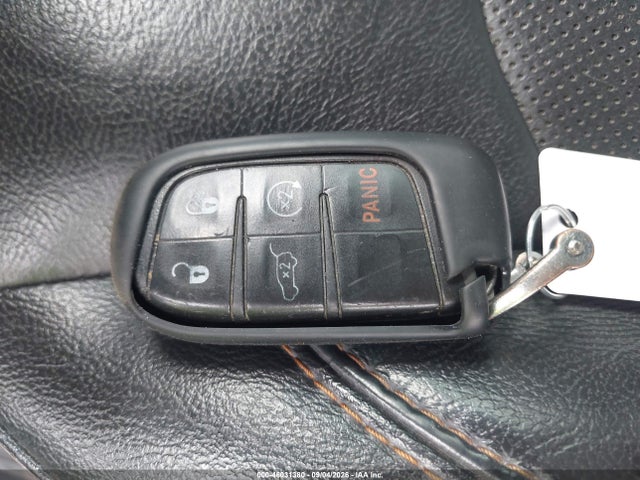 46031380 :رقم المزاد ، 3C4NJCCB9JT406851 vin ، 2018 Jeep Compass Limited Fwd مزاد بيع