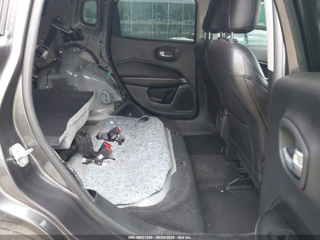 46031380 :رقم المزاد ، 3C4NJCCB9JT406851 vin ، 2018 Jeep Compass Limited Fwd مزاد بيع