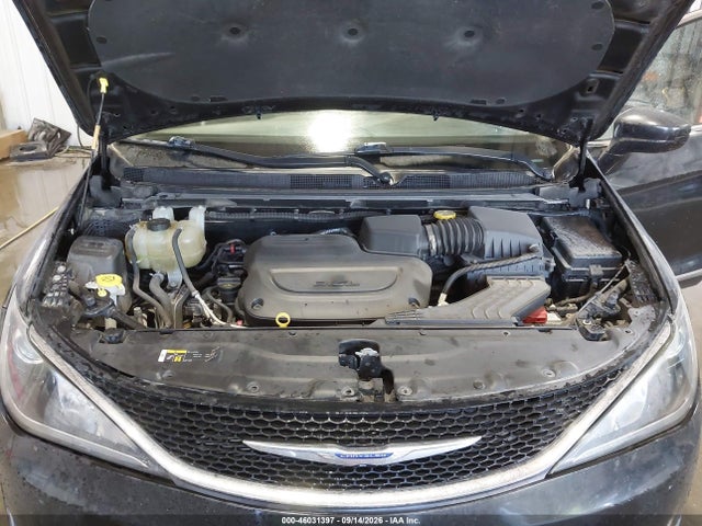 2020 Chrysler Pacifica Touring L მანქანა იყიდება აუქციონზე, vin: 2C4RC1BG3LR137572, აუქციონის ნომერი: 46031397