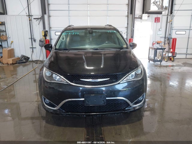 2020 Chrysler Pacifica Touring L მანქანა იყიდება აუქციონზე, vin: 2C4RC1BG3LR137572, აუქციონის ნომერი: 46031397