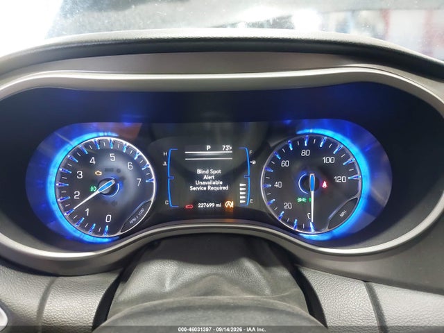 2020 Chrysler Pacifica Touring L მანქანა იყიდება აუქციონზე, vin: 2C4RC1BG3LR137572, აუქციონის ნომერი: 46031397