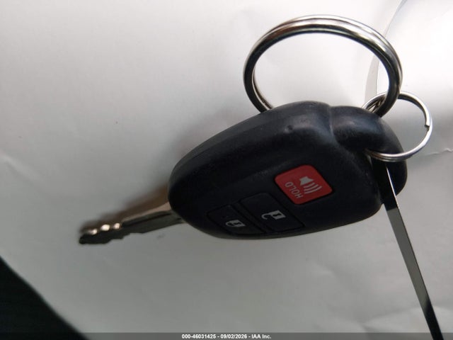 Auction sale of the 2014 Toyota Rav4 Xle, vin: 2T3RFREV1EW205117, lot number: 46031425