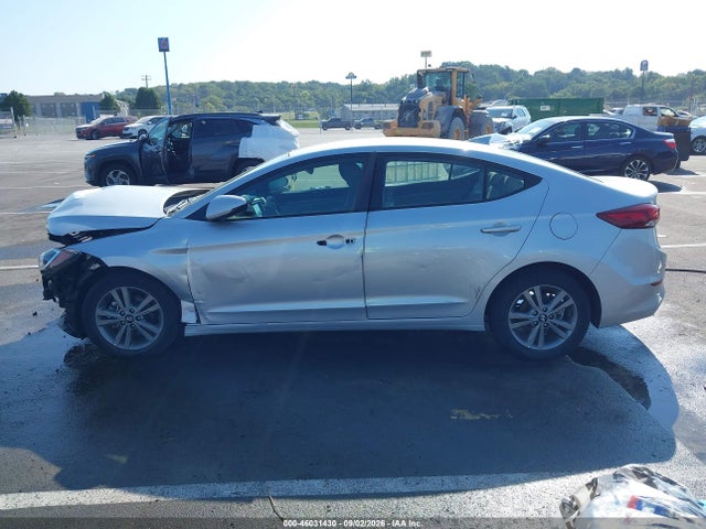 2018 Hyundai Elantra Sel მანქანა იყიდება აუქციონზე, vin: 5NPD84LF0JH309313, აუქციონის ნომერი: 46031430