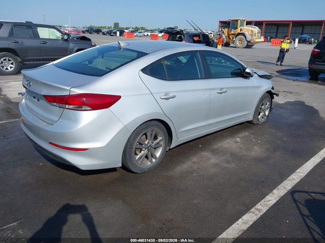 2018 Hyundai Elantra Sel მანქანა იყიდება აუქციონზე, vin: 5NPD84LF0JH309313, აუქციონის ნომერი: 46031430
