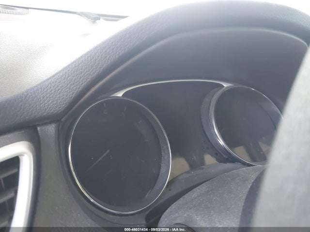 46031434 :رقم المزاد ، 5N1AT2MT8FC885417 vin ، 2015 Nissan Rogue Sl مزاد بيع