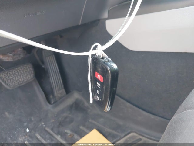 46031511 :رقم المزاد ، 4T1C31AK5MU549763 vin ، 2021 Toyota Camry Le Hybrid مزاد بيع