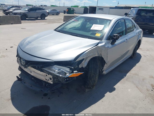 46031511 :رقم المزاد ، 4T1C31AK5MU549763 vin ، 2021 Toyota Camry Le Hybrid مزاد بيع