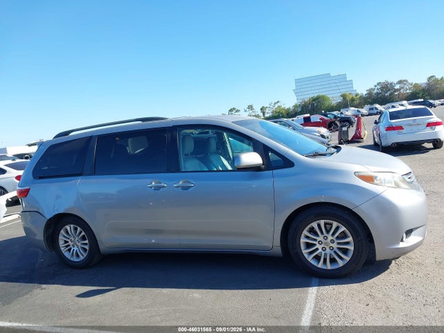 Продаж на аукціоні авто 2015 Toyota Sienna Xle Premium 8 Passenger, vin: 5TDYK3DC3FS667623, номер лоту: 46031565