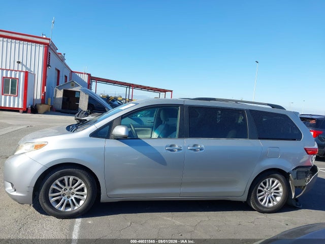 Продаж на аукціоні авто 2015 Toyota Sienna Xle Premium 8 Passenger, vin: 5TDYK3DC3FS667623, номер лоту: 46031565