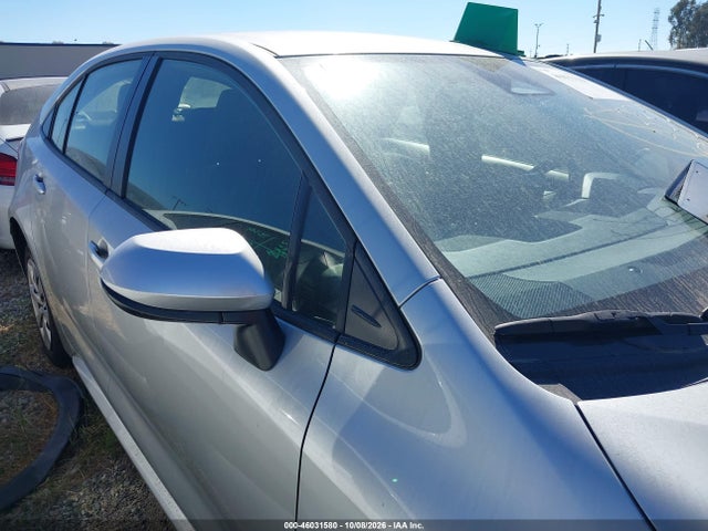 2026 Toyota Corolla Hybrid Hybrid Le მანქანა იყიდება აუქციონზე, vin: JTDBCMFE8T3130377, აუქციონის ნომერი: 46031580
