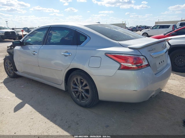 Продаж на аукціоні авто 2015 Nissan Altima 2.5 S, vin: 1N4AL3AP4FN360799, номер лоту: 46031604