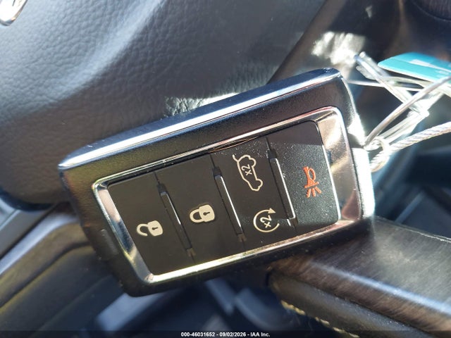 2023 Jeep Grand Cherokee L Limited 4x4 მანქანა იყიდება აუქციონზე, vin: 1C4RJKBG4P8730029, აუქციონის ნომერი: 46031652