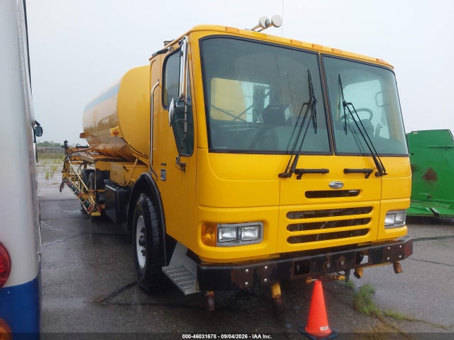 46031678 :رقم المزاد ، 49HHBVDE56RW18997 vin ، 2006 Sterling Truck Condor مزاد بيع