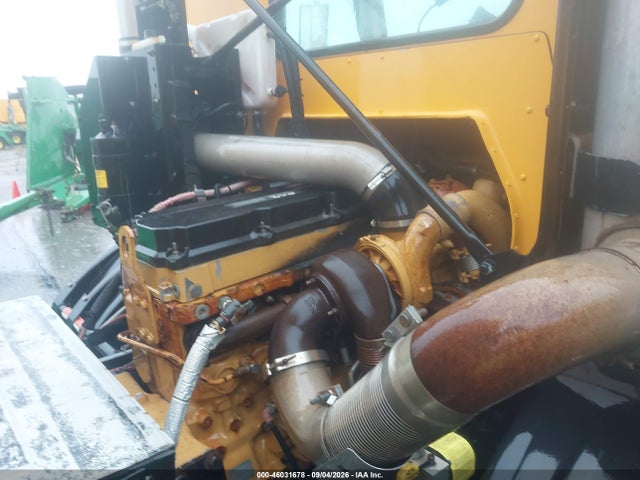 46031678 :رقم المزاد ، 49HHBVDE56RW18997 vin ، 2006 Sterling Truck Condor مزاد بيع