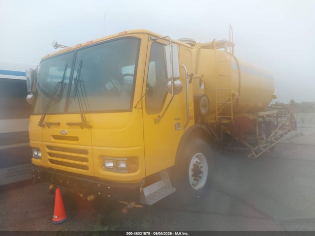 46031678 :رقم المزاد ، 49HHBVDE56RW18997 vin ، 2006 Sterling Truck Condor مزاد بيع