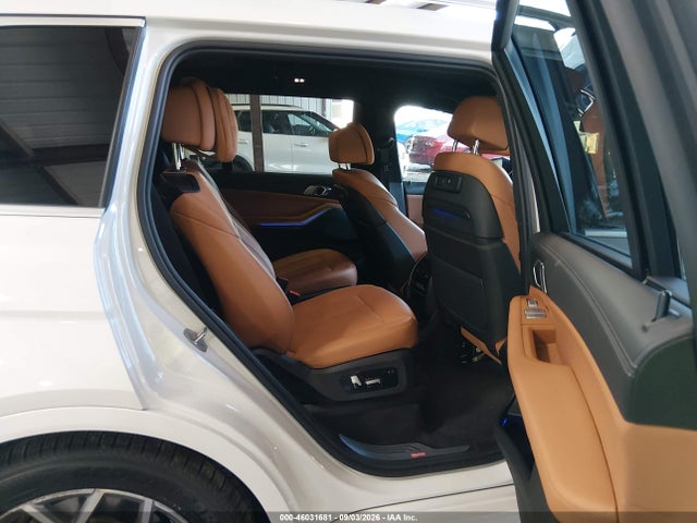 Продажа на аукционе авто 2022 Bmw X7 Xdrive40i, vin: 5UXCW2C07N9L79552, номер лота: 46031681