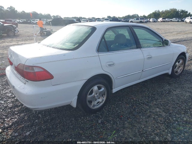 Продажа на аукционе авто 1998 Honda Accord Ex V6, vin: 1HGCG1650WA021100, номер лота: 46031701
