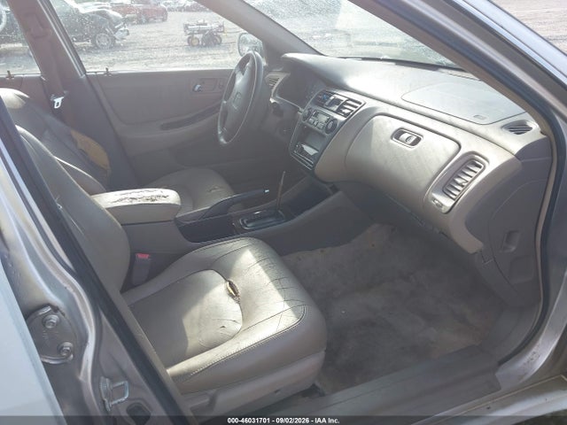 Продажа на аукционе авто 1998 Honda Accord Ex V6, vin: 1HGCG1650WA021100, номер лота: 46031701