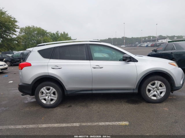 2015 Toyota Rav4 Le მანქანა იყიდება აუქციონზე, vin: 2T3BFREV3FW329960, აუქციონის ნომერი: 46031719