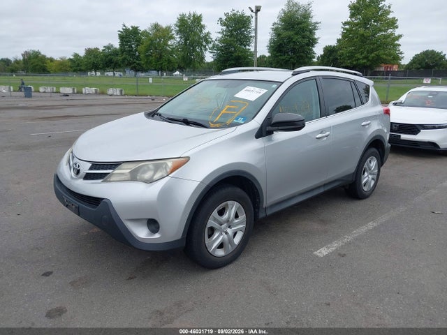 2015 Toyota Rav4 Le მანქანა იყიდება აუქციონზე, vin: 2T3BFREV3FW329960, აუქციონის ნომერი: 46031719