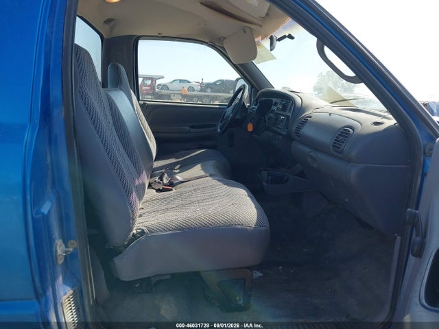 46031728 :رقم المزاد ، 1B7HC16X71S207267 vin ، 2001 Dodge Ram 1500 St/ws مزاد بيع