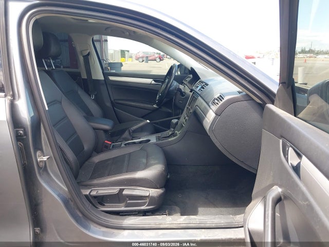 Aukcja sprzedaży 2019 Volkswagen Passat 2.0t Wolfsburg Edition, vin: 1VWLA7A30KC009839, numer aukcji: 46031740