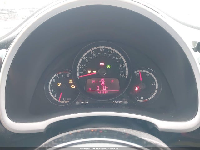 2013 Volkswagen Beetle 2.5l მანქანა იყიდება აუქციონზე, vin: 3VW5P7AT9DM821228, აუქციონის ნომერი: 46031747