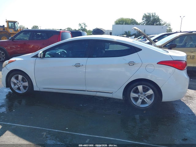 2013 Hyundai Elantra Gls მანქანა იყიდება აუქციონზე, vin: 5NPDH4AE2DH346135, აუქციონის ნომერი: 46031805