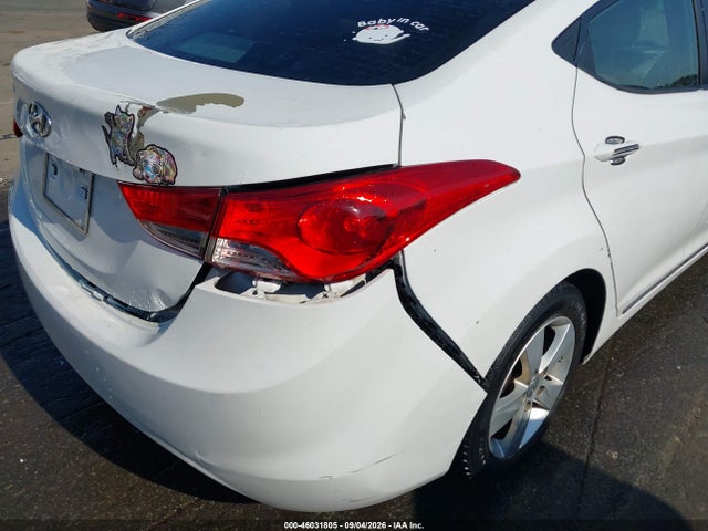 2013 Hyundai Elantra Gls მანქანა იყიდება აუქციონზე, vin: 5NPDH4AE2DH346135, აუქციონის ნომერი: 46031805