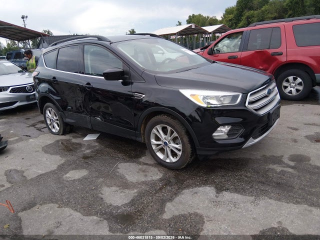 Продаж на аукціоні авто 2018 Ford Escape Se, vin: 1FMCU9GD2JUD41548, номер лоту: 46031815