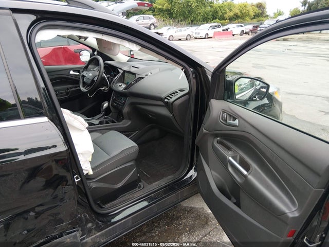 Продаж на аукціоні авто 2018 Ford Escape Se, vin: 1FMCU9GD2JUD41548, номер лоту: 46031815