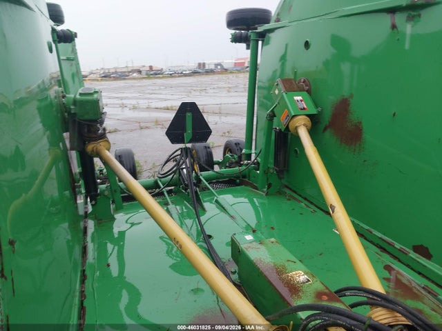 46031825 :رقم المزاد ، WOCX2OE003046 vin ، 2006 John Deere Mower Attachme Cx20 Flex Wing مزاد بيع