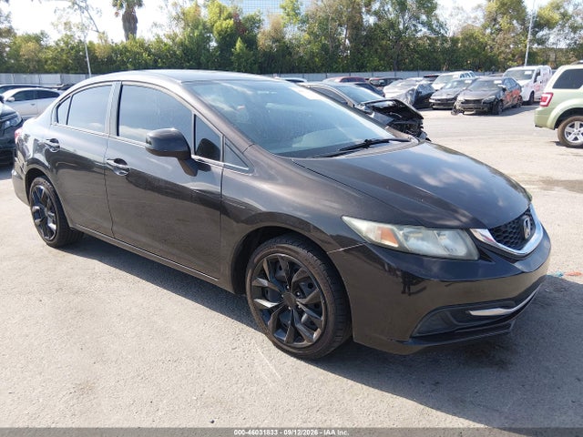 46031833 :رقم المزاد ، 19XFB2F54DE217583 vin ، 2013 Honda Civic Lx مزاد بيع