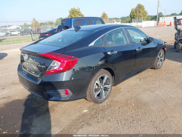 46031835 :رقم المزاد ، JHMFC1F95JX009121 vin ، 2018 Honda Civic Touring مزاد بيع