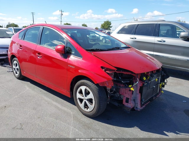 Toyota Prius Three 2014 JTDKN3DU8E0386165 zdjęcie główne