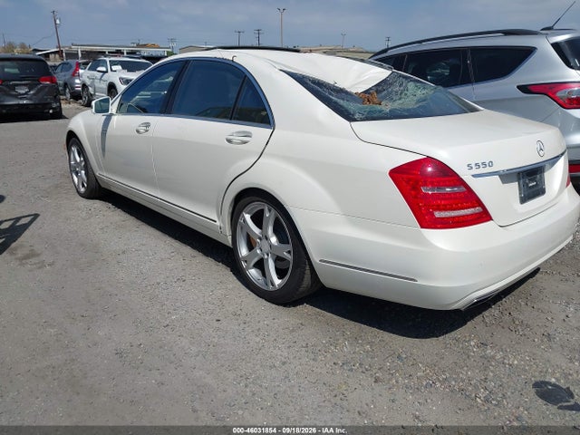 2013 Mercedes-benz S 550 მანქანა იყიდება აუქციონზე, vin: WDDNG7DB1DA508215, აუქციონის ნომერი: 46031854