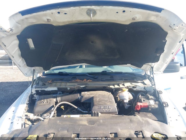 2020 Ram 1500 Classic Tradesman  4x4 6'4 Box მანქანა იყიდება აუქციონზე, vin: 1C6RR7FG3LS118733, აუქციონის ნომერი: 46031921