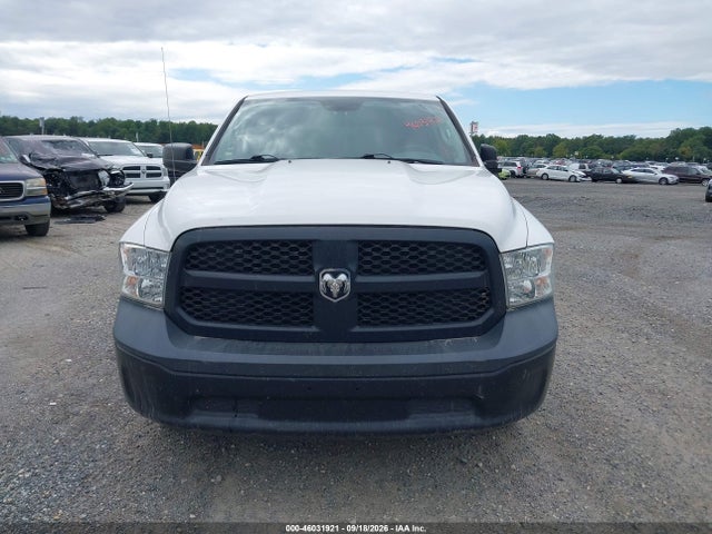 2020 Ram 1500 Classic Tradesman  4x4 6'4 Box მანქანა იყიდება აუქციონზე, vin: 1C6RR7FG3LS118733, აუქციონის ნომერი: 46031921