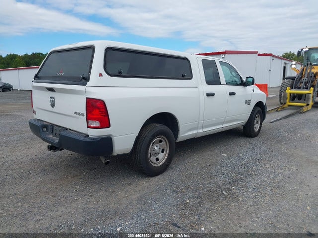 2020 Ram 1500 Classic Tradesman  4x4 6'4 Box მანქანა იყიდება აუქციონზე, vin: 1C6RR7FG3LS118733, აუქციონის ნომერი: 46031921