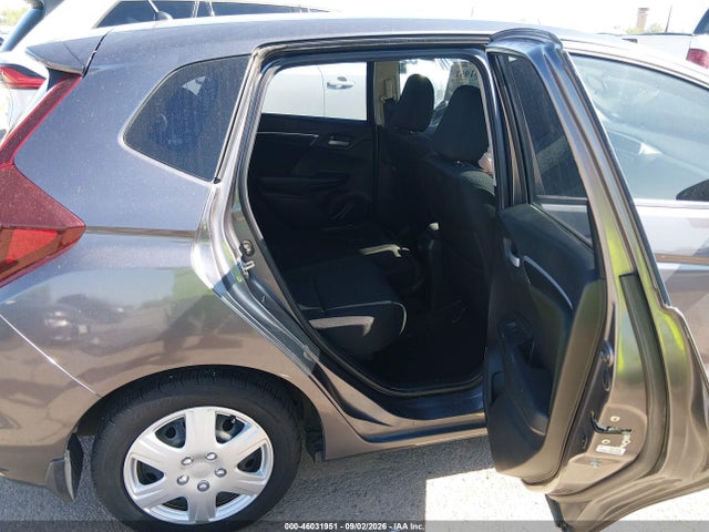 3HGGK5H4XKM713079 Honda FIT LX