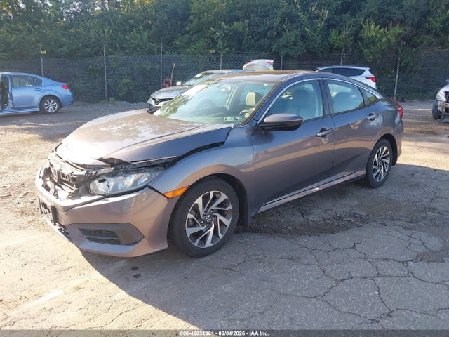 46031961 :رقم المزاد ، 19XFC2F73HE213674 vin ، 2017 Honda Civic Ex مزاد بيع