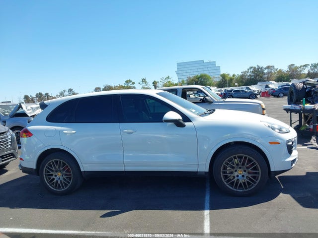 46031970 :رقم المزاد ، WP1AA2A25JKA02912 vin ، 2018 Porsche Cayenne Platinum Edition مزاد بيع