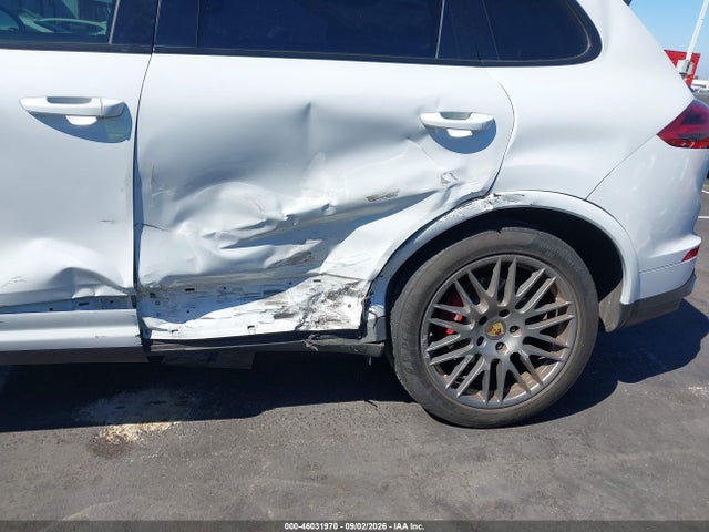 46031970 :رقم المزاد ، WP1AA2A25JKA02912 vin ، 2018 Porsche Cayenne Platinum Edition مزاد بيع