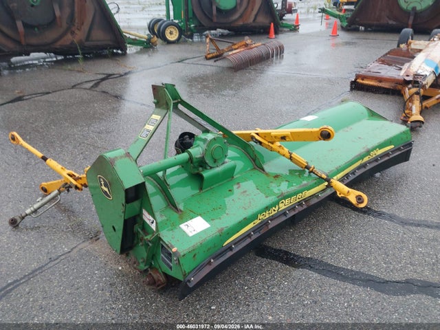 46031972 :رقم المزاد ، P00390X007403 vin ، 2006 John Deere Offset Flail M 390 H-d مزاد بيع