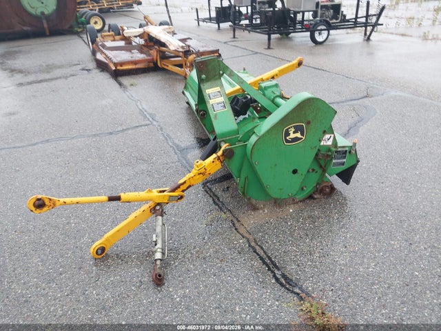46031972 :رقم المزاد ، P00390X007403 vin ، 2006 John Deere Offset Flail M 390 H-d مزاد بيع
