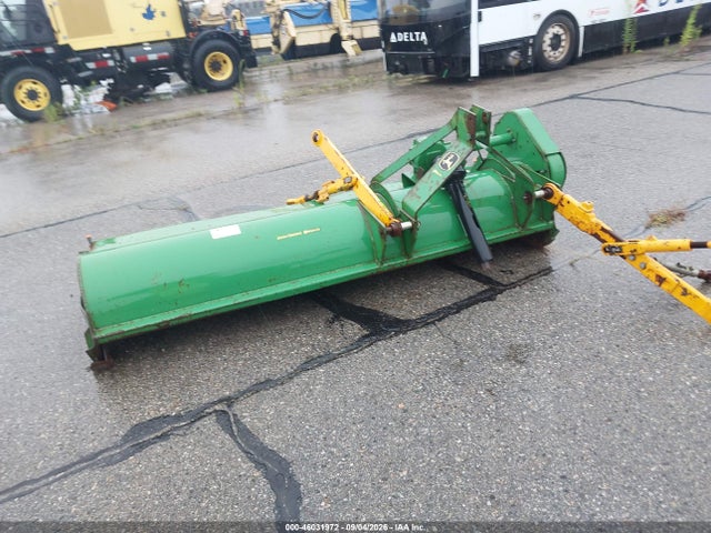 46031972 :رقم المزاد ، P00390X007403 vin ، 2006 John Deere Offset Flail M 390 H-d مزاد بيع
