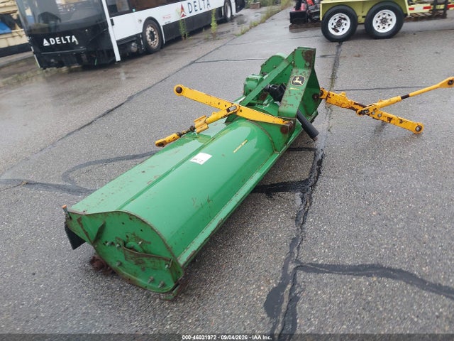 46031972 :رقم المزاد ، P00390X007403 vin ، 2006 John Deere Offset Flail M 390 H-d مزاد بيع