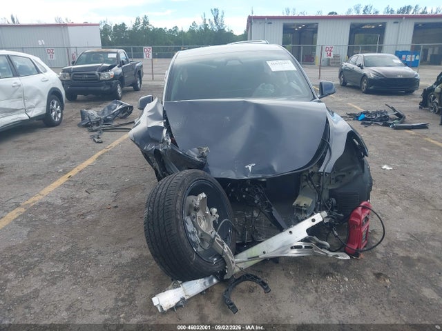 46032001 :رقم المزاد ، 7SAYGDED7RF096387 vin ، 2024 Tesla Model Y مزاد بيع